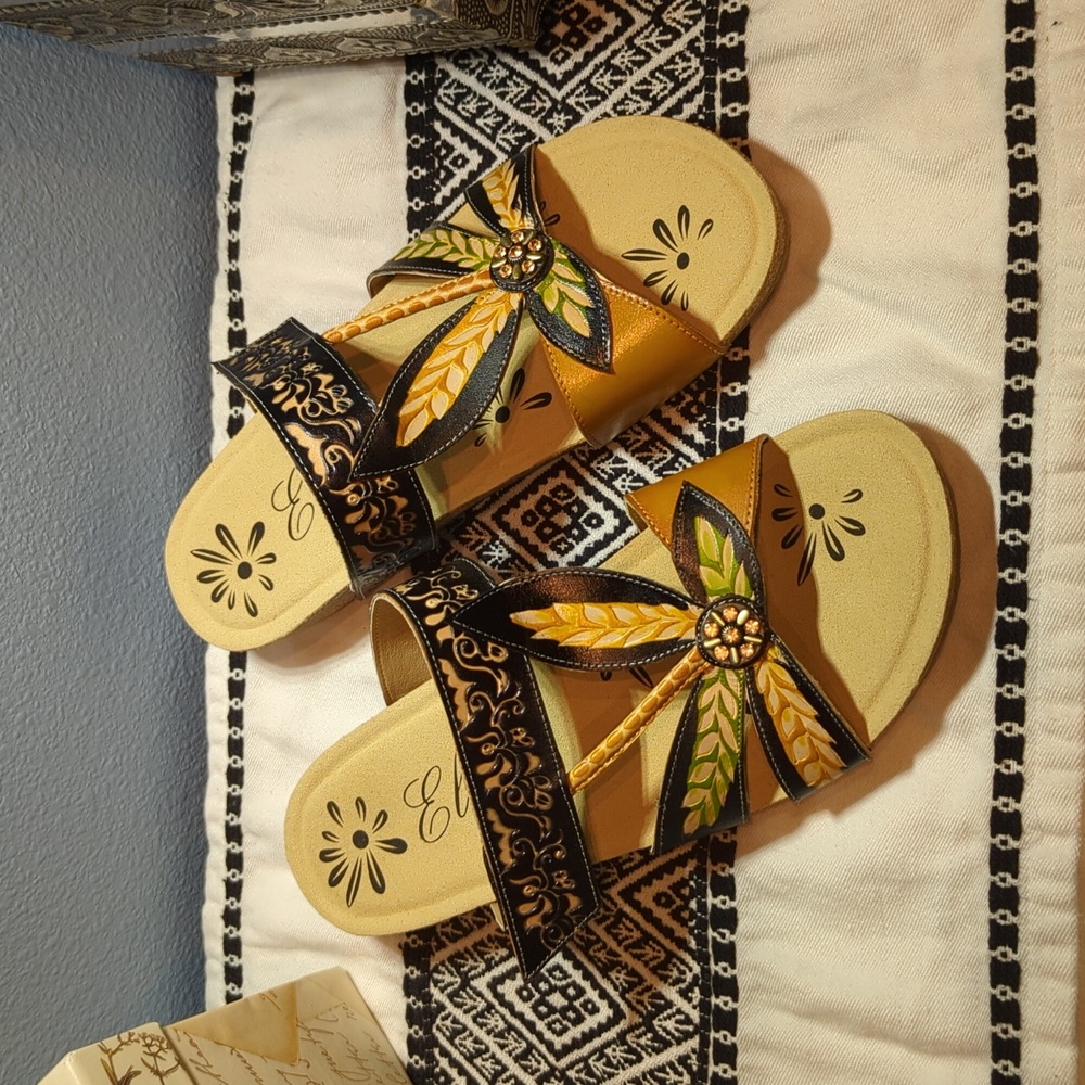 Woman's Size 9 Sandals - NWOT Elite by Corkys Footwear Palm Tree 🌴